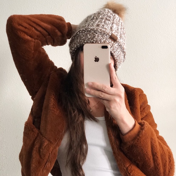 Last One L* ⚡️ JACKET | CROPPED FURRY - Picture 8 of 8